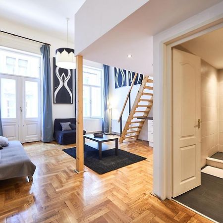 Large Apartment For Groups City Center Dist. VII Budapešť Exteriér fotografie