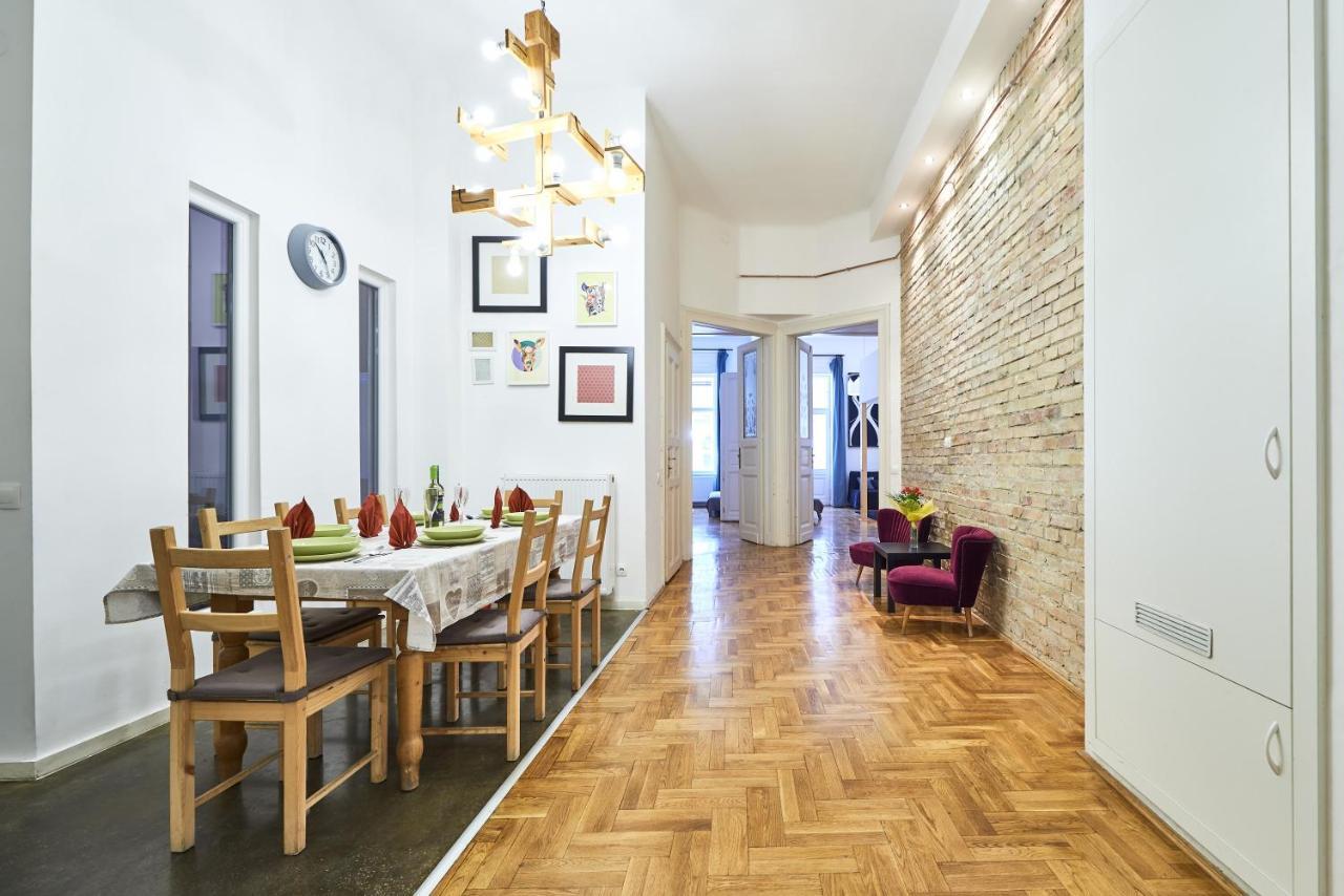 Large Apartment For Groups City Center Dist. VII Budapešť Exteriér fotografie
