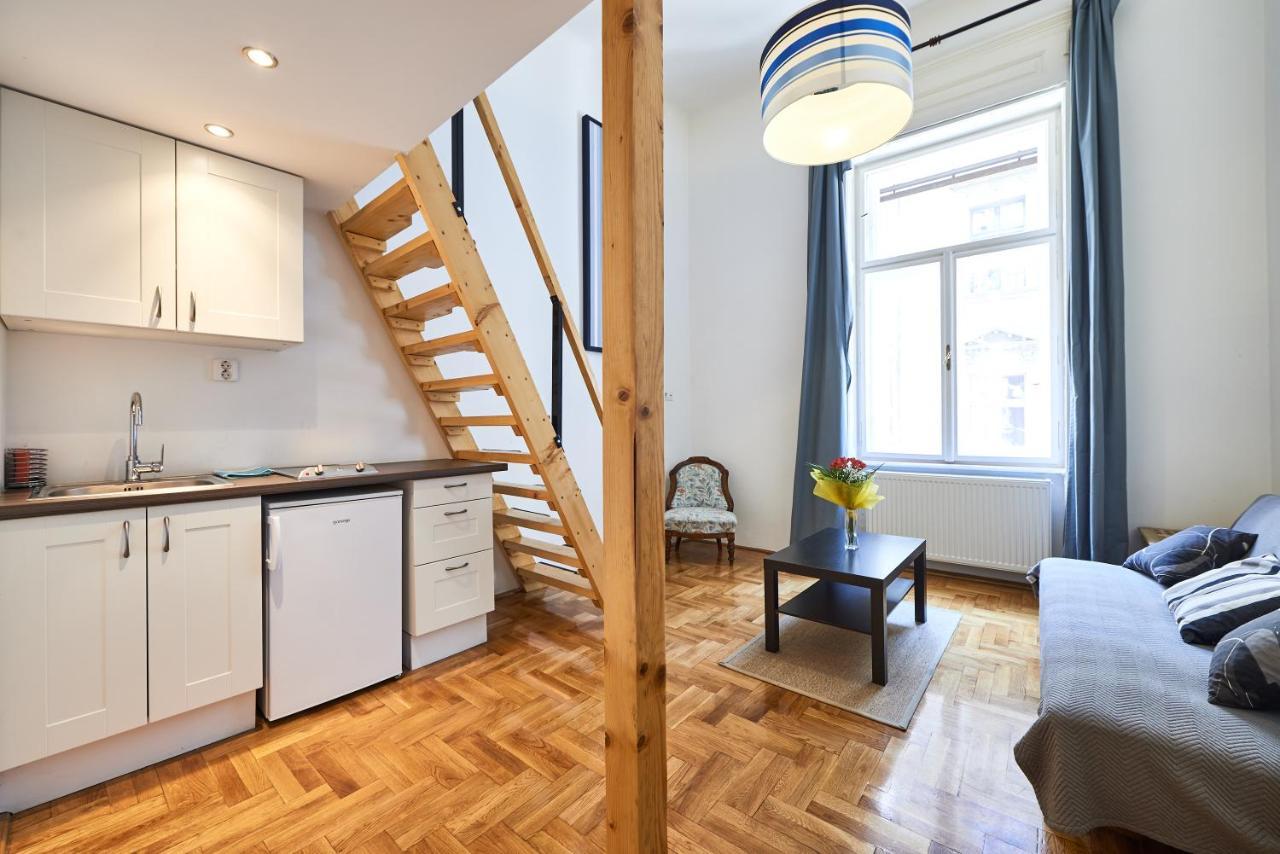 Large Apartment For Groups City Center Dist. VII Budapešť Exteriér fotografie