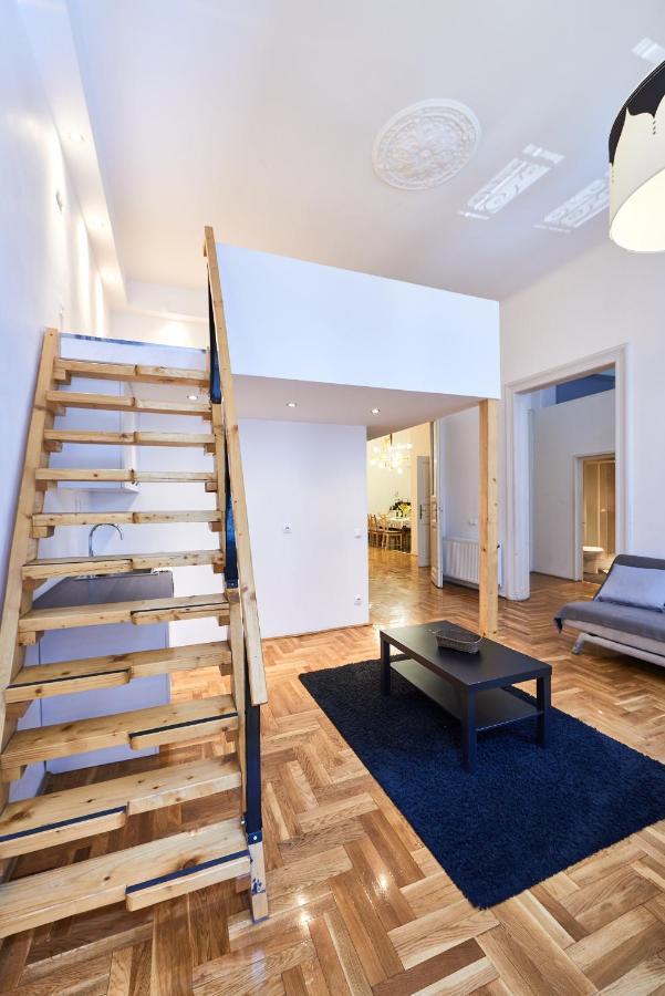 Large Apartment For Groups City Center Dist. VII Budapešť Exteriér fotografie